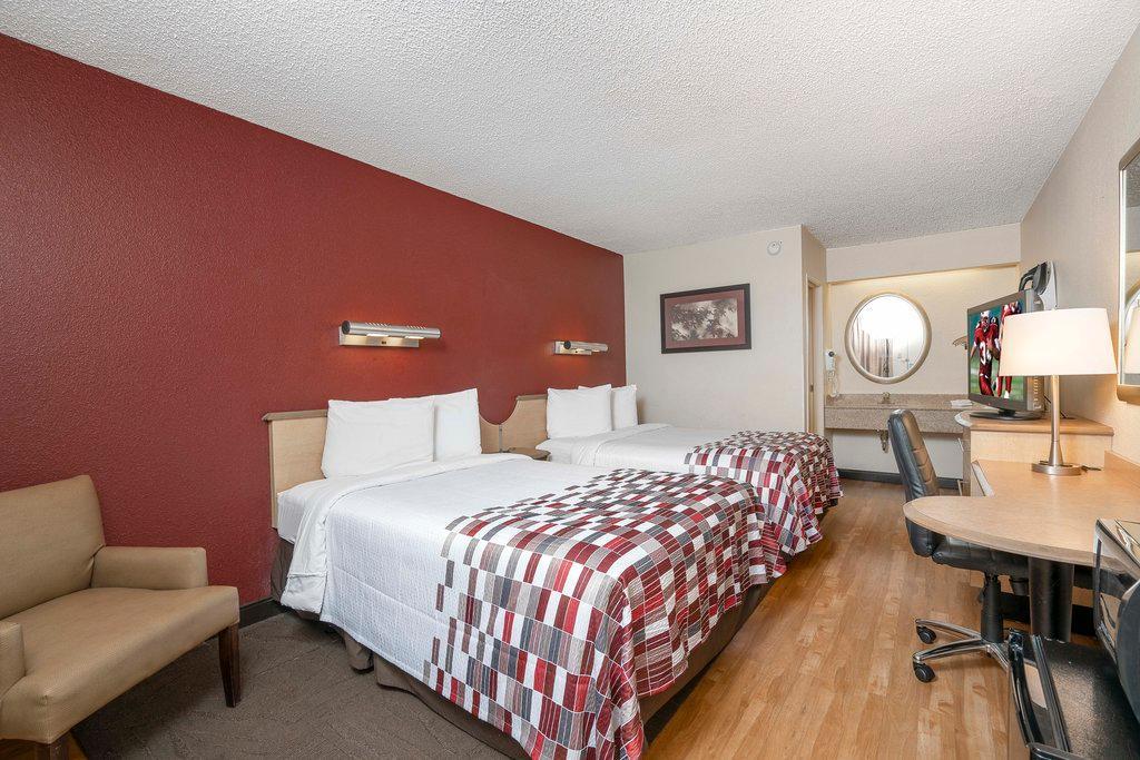 Red Roof Inn & Suites Detroit - Melvindale/Dearborn Zewnętrze zdjęcie
