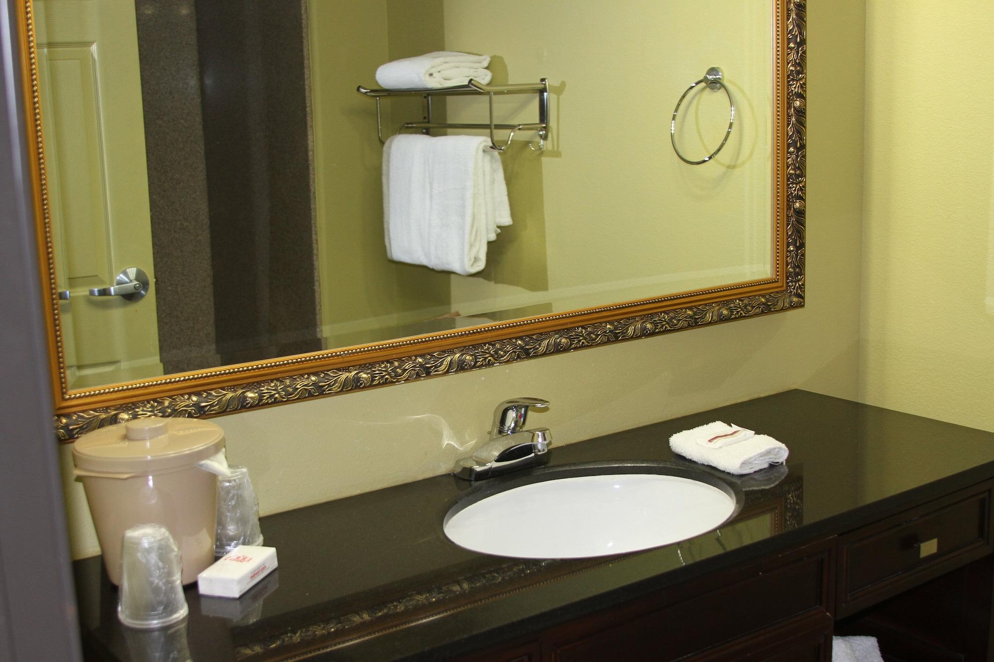 Red Roof Inn & Suites Detroit - Melvindale/Dearborn Zewnętrze zdjęcie